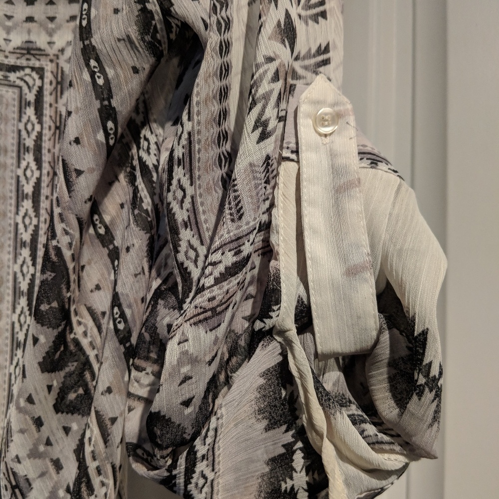 Patterned Tunic - Picture 3 of 5